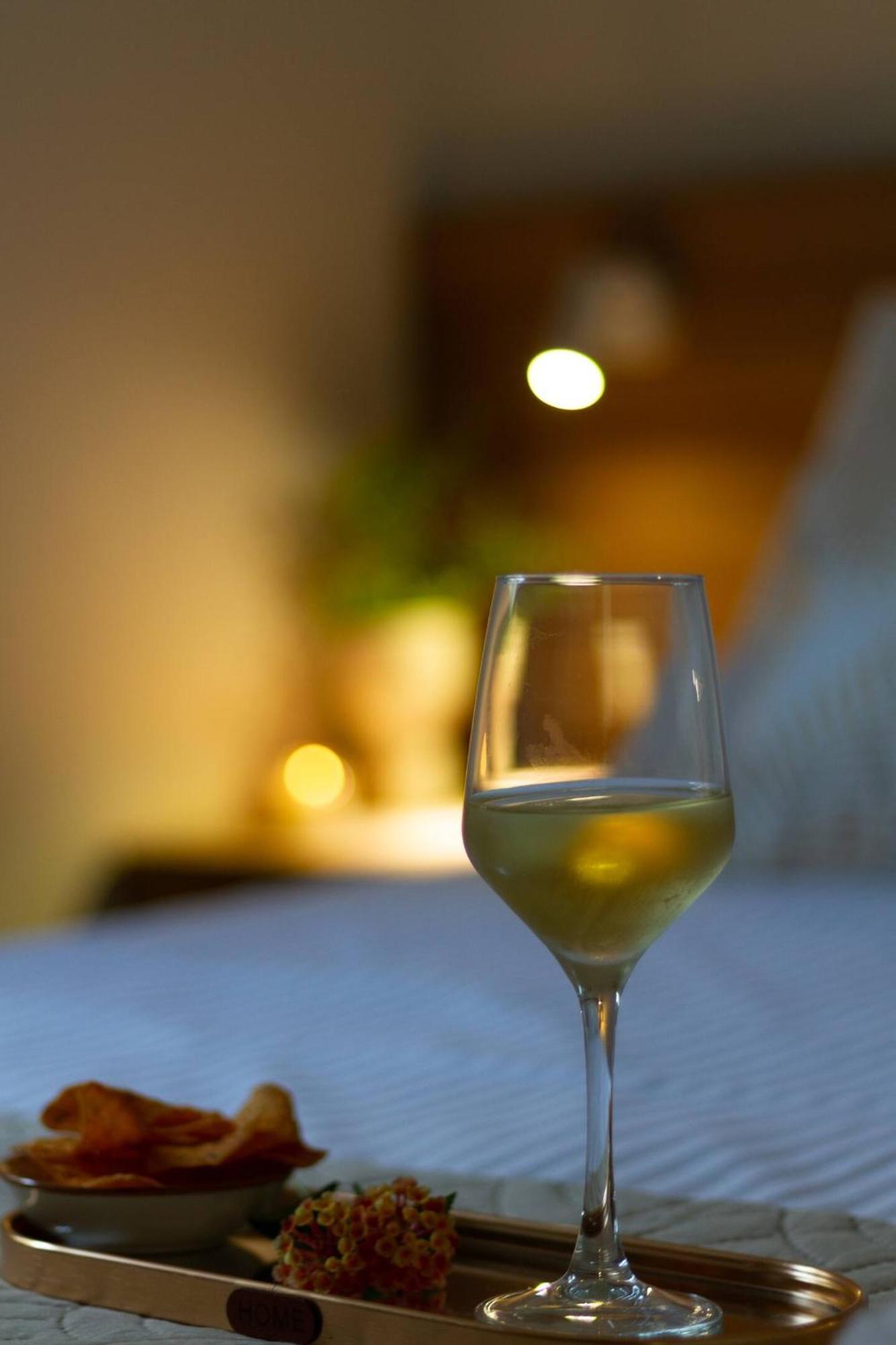 Maistro Suites With Pool, Matala מראה חיצוני תמונה
