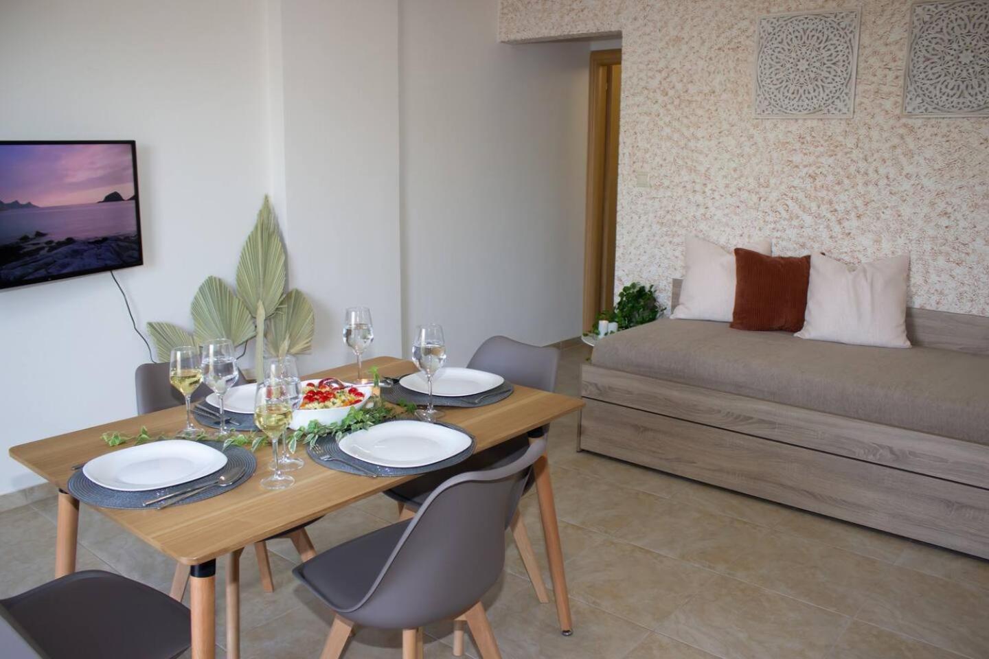 Maistro Suites With Pool, Matala מראה חיצוני תמונה